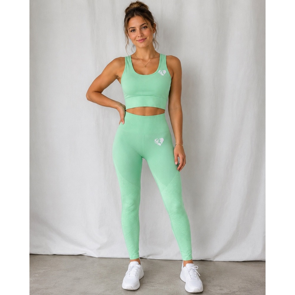 Women's Best Mint Green Seamless Sports Bra and Leggings Set Womens Size Medium